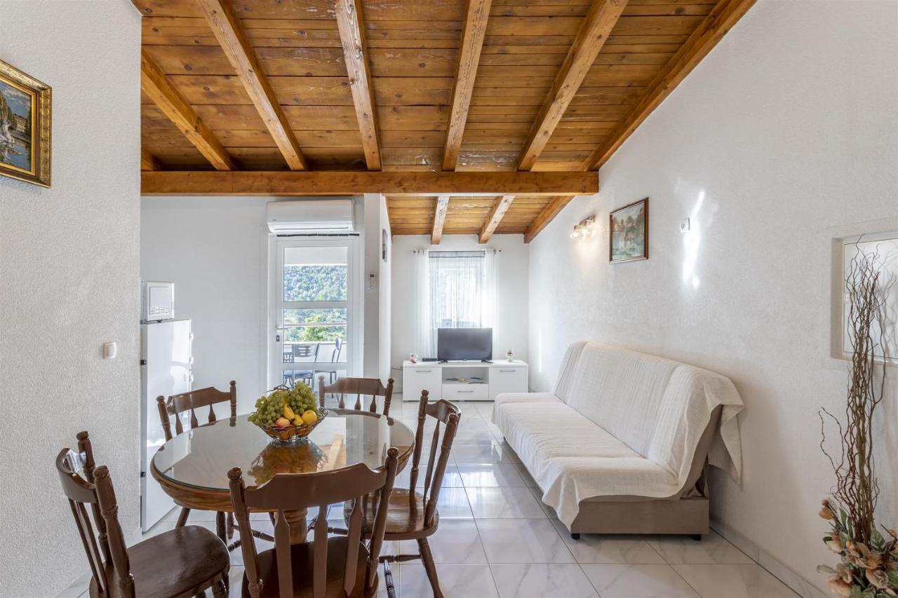 Holiday Home Dijamant Kučiće Buitenkant foto